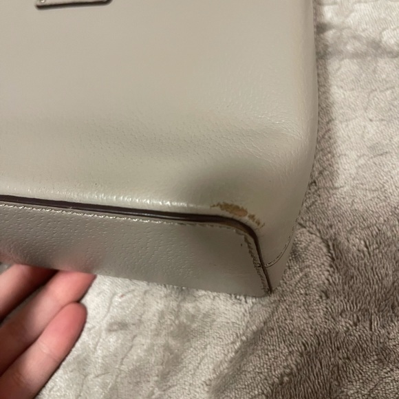 Kate Spade Medium Crossbody - Picture 5 of 8